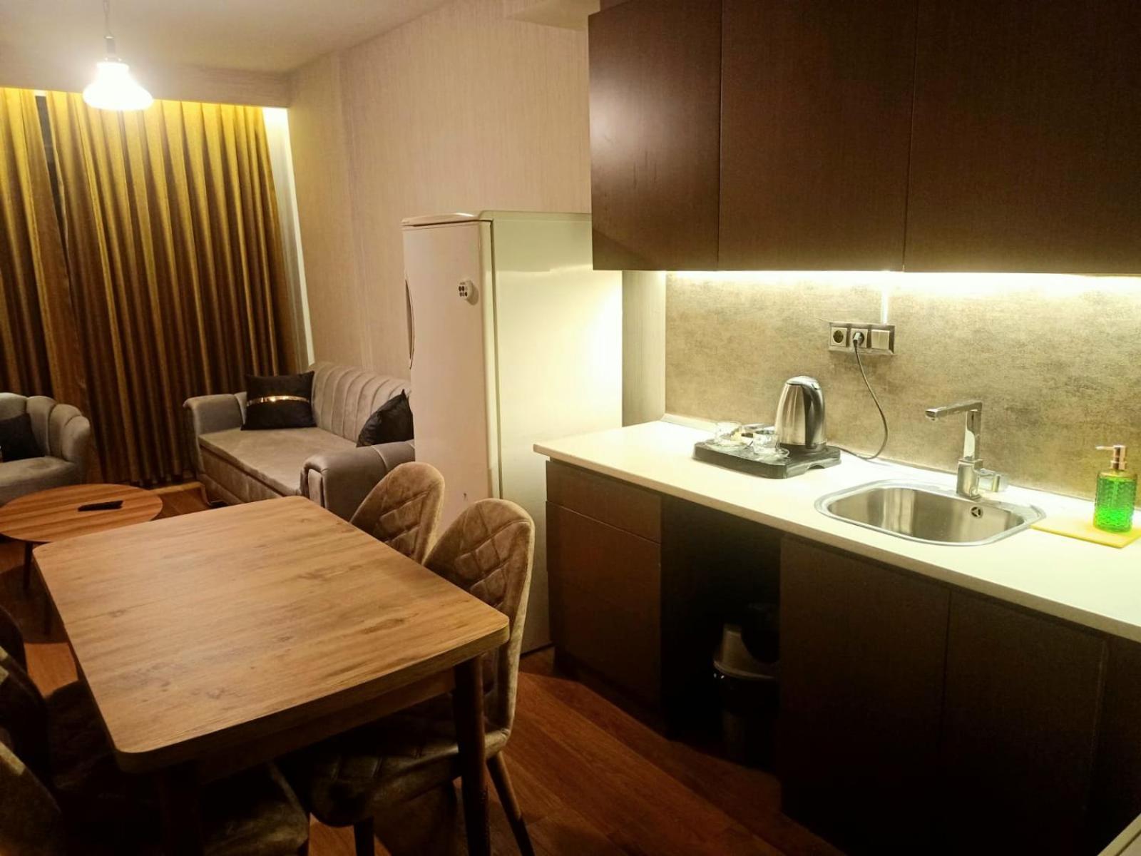 Falcon Palas Otel Istanbul Exteriör bild
